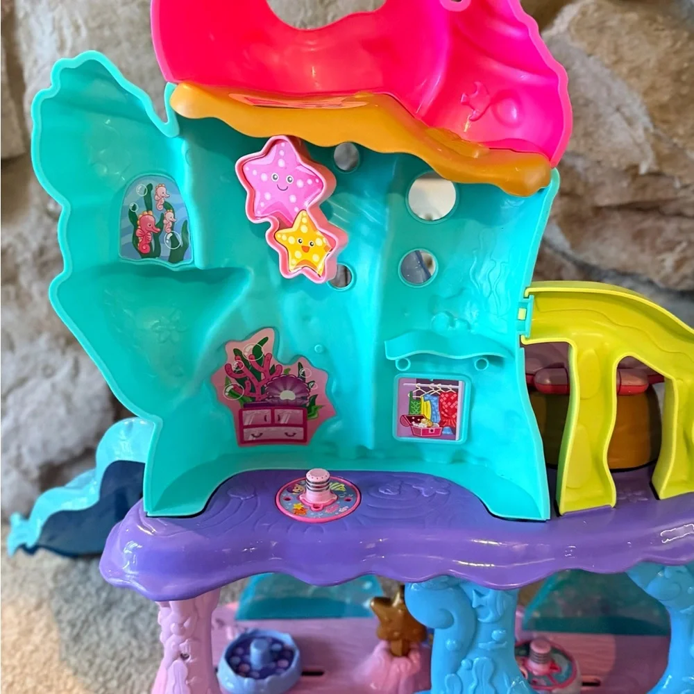 VTech Go Go Friends Mermaid Colorful Underwater Adventure Playset - Picture 12 of 13